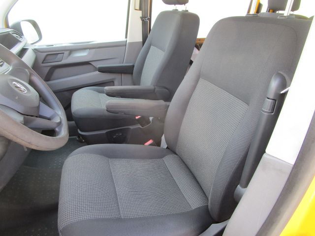 Fahrzeugabbildung Volkswagen T6.1 TDI*lang+KLIMA+NAVI+8-Sitze+1-Hand*